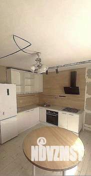 Дом 107м&sup2;, 2-этажный, участок 7 сот.  