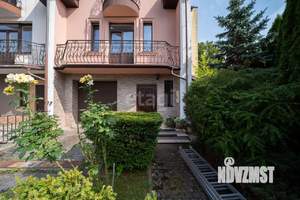 Таунхаус 216м&sup2;, 3-этажный, участок 4 сот.  