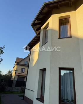 Дом 159м&sup2;, 2-этажный, участок 6 сот.  