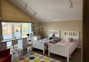 Дом 212м&sup2;, 2-этажный, участок 6 сот.  