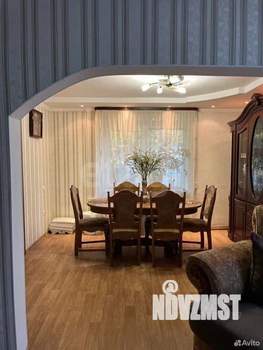 Дом 187м&sup2;, 2-этажный, участок 8 сот.  