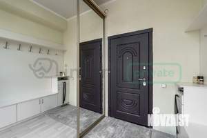 Дом 204м², 2-этажный, участок 6 сот.  