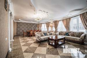 Дом 286м², 2-этажный, участок 6 сот.  