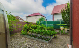 Дом 160м&sup2;, 3-этажный, участок 5 сот.  