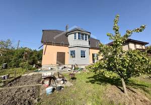 Дом 120м&sup2;, 2-этажный, участок 6 сот.  