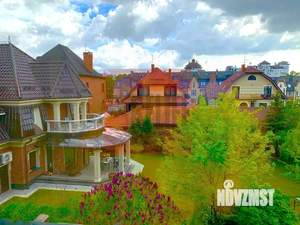 Таунхаус 270м², 3-этажный, участок 2 сот.  