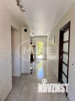 Дом 95м&sup2;, 2-этажный, участок 6 сот.  