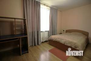 Дом 90м², 2-этажный, участок 3 сот.  