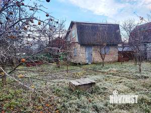 Дом 61м², 2-этажный, участок 6 сот.  