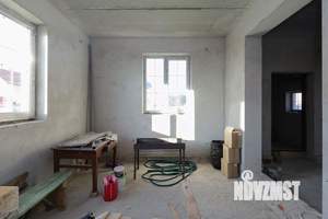 Дом 198м&sup2;, 2-этажный, участок 6 сот.  