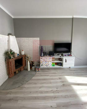 Дом 343м&sup2;, 3-этажный, участок 7 сот.  