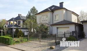 Дом 250м&sup2;, 3-этажный, участок 6 сот.  