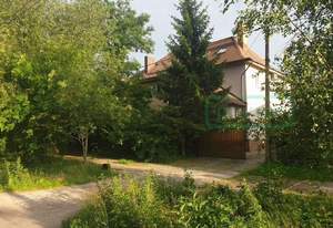 Дом 220м², 2-этажный, участок 6 сот.  