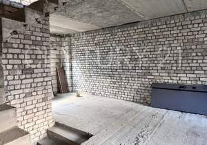 Дом 161м&sup2;, 3-этажный, участок 1 сот.  