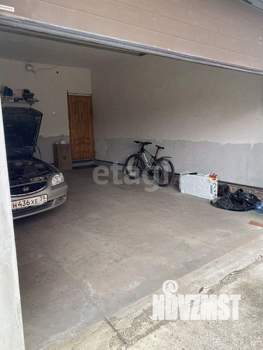 Дом 214м&sup2;, 2-этажный, участок 4 сот.  