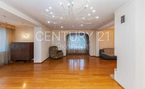 Дом 316м², 3-этажный, участок 11 сот.  