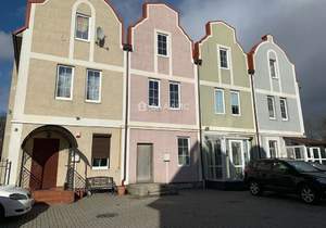 Дом 165м², 3-этажный, участок 2 сот.  