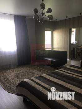 Дом 176м&sup2;, 2-этажный, участок 7 сот.  