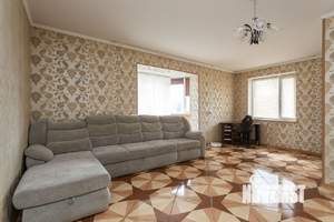 Дом 245м², 3-этажный, участок 12 сот.  