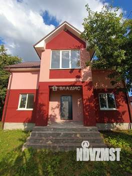 Дом 130м&sup2;, 2-этажный, участок 4 сот.  