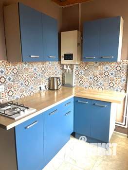 Дом 60м², 2-этажный, участок 6 сот.  