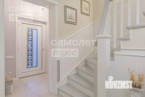 Дом 208м², 2-этажный, участок 7 сот.  