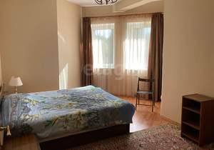 Дом 553м&sup2;, 3-этажный, участок 9 сот.  