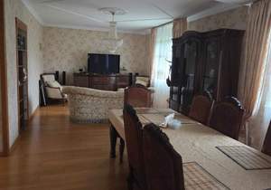 Дом 160м², 3-этажный, участок 6 сот.  