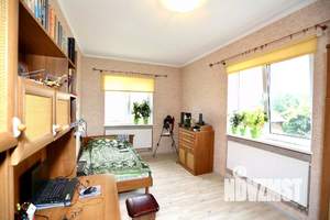 Дом 360м², 3-этажный, участок 6 сот.  