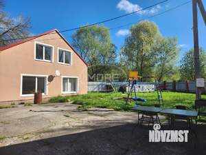 Дом 320м², 2-этажный, участок 15 сот.  