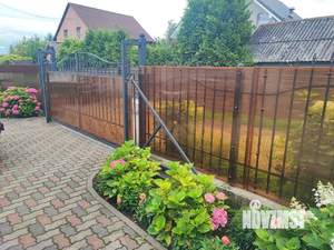 Дом 260м², 3-этажный, участок 8 сот.  