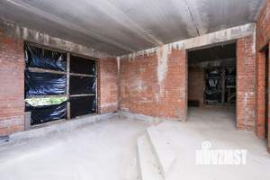 Дом 326м&sup2;, 2-этажный, участок 6 сот.  