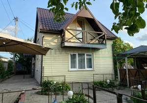 Дом 106м&sup2;, 2-этажный, участок 4 сот.  