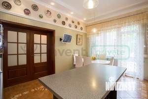 Таунхаус 460м², 3-этажный, участок 5 сот.  