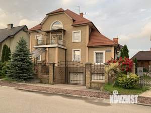 Дом 566м², 4-этажный, участок 6 сот.  