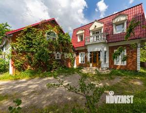 Дом 270м², 2-этажный, участок 8 сот.  