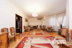 Дом 185м&sup2;, 2-этажный, участок 5 сот.  