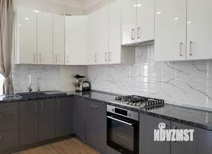 Дом 172м&sup2;, 2-этажный, участок 5 сот.  