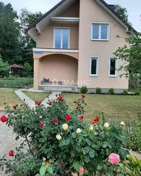 Дача 123м², 2-этажный, участок 8 сот.  