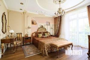 Дом 467м², 3-этажный, участок 6 сот.  