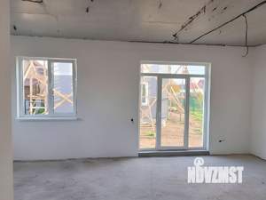 Дом 175м&sup2;, 2-этажный, участок 4 сот.  