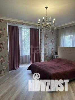 Дом 150м&sup2;, 2-этажный, участок 7 сот.  