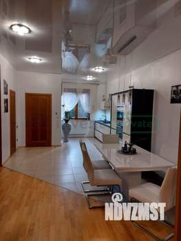 Таунхаус 160м&sup2;, 3-этажный, участок 2 сот.  