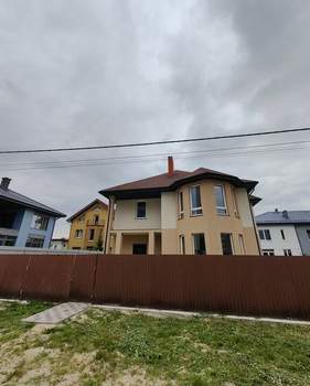 Дом 200м², 2-этажный, участок 6 сот.  