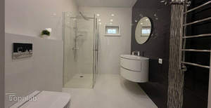 Дом 204м&sup2;, 2-этажный, участок 5 сот.  