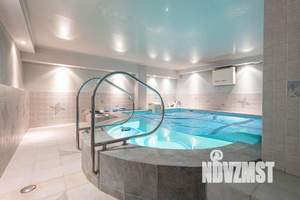 Дом 750м², 2-этажный, участок 17 сот.  