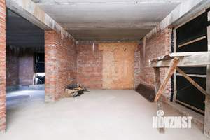 Дом 326м&sup2;, 2-этажный, участок 6 сот.  