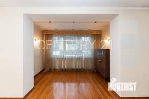 Дом 316м², 3-этажный, участок 11 сот.  