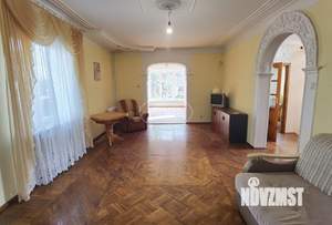 Дом 172м², 3-этажный, участок 6 сот.  