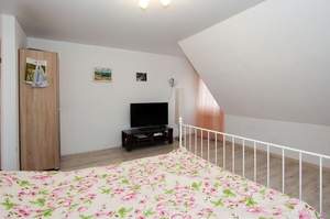 Дом 107м&sup2;, 2-этажный, участок 6 сот.  